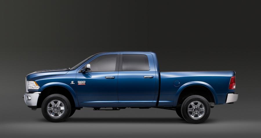  Dodge Ram 2500 Laramie Crew Cab 2010 года  (фото 11 из 24)